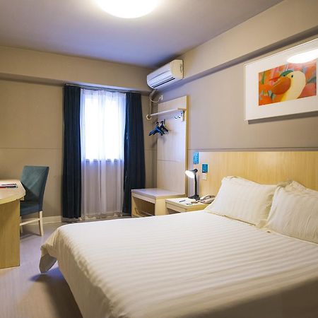 Magnolia Business Hotel Xining Railway Station Grand Cross Mojia Street Exteriör bild
