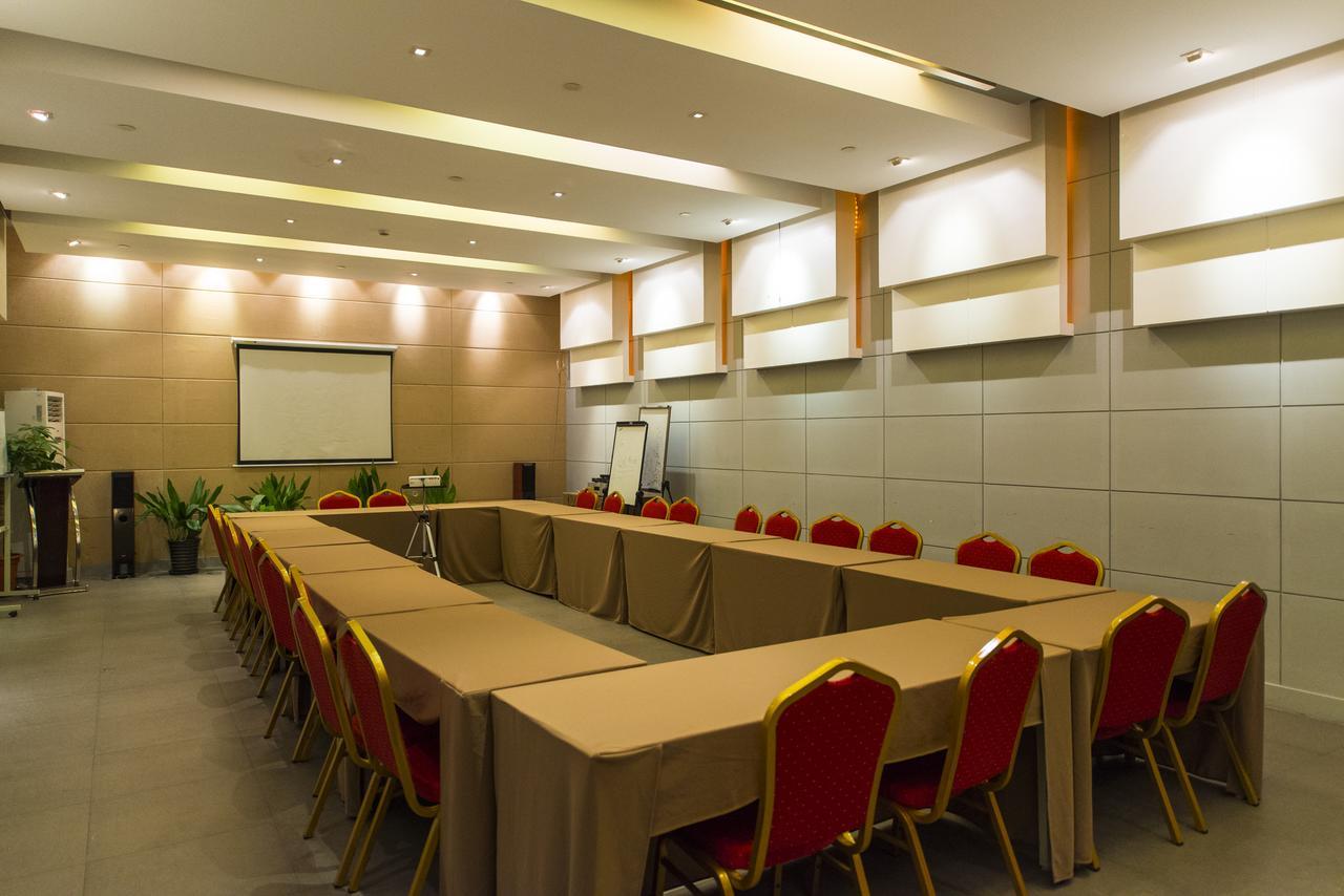 Magnolia Business Hotel Xining Railway Station Grand Cross Mojia Street Exteriör bild