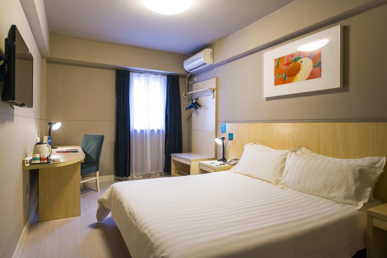 Magnolia Business Hotel Xining Railway Station Grand Cross Mojia Street Exteriör bild