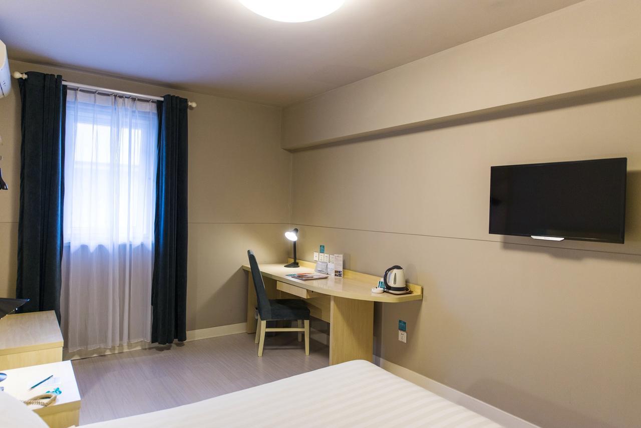Magnolia Business Hotel Xining Railway Station Grand Cross Mojia Street Exteriör bild