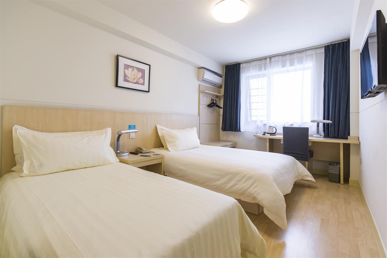 Magnolia Business Hotel Xining Railway Station Grand Cross Mojia Street Exteriör bild