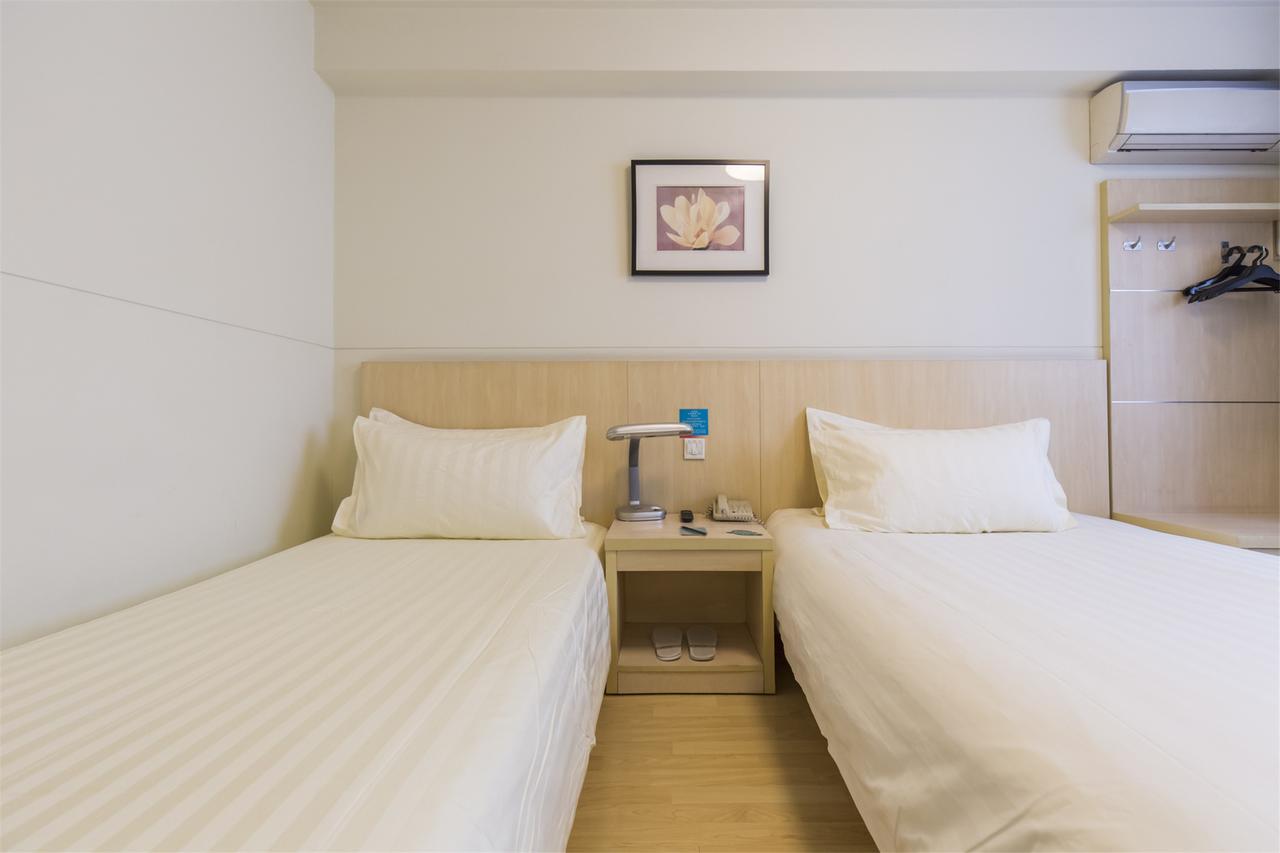 Magnolia Business Hotel Xining Railway Station Grand Cross Mojia Street Exteriör bild